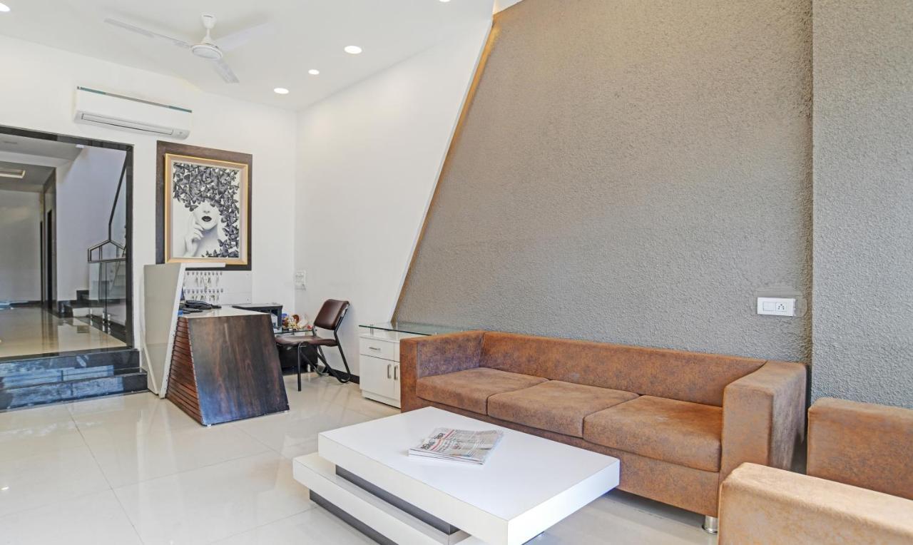 Treebo Grand Euro Pipliyahana Square Indore Exterior foto