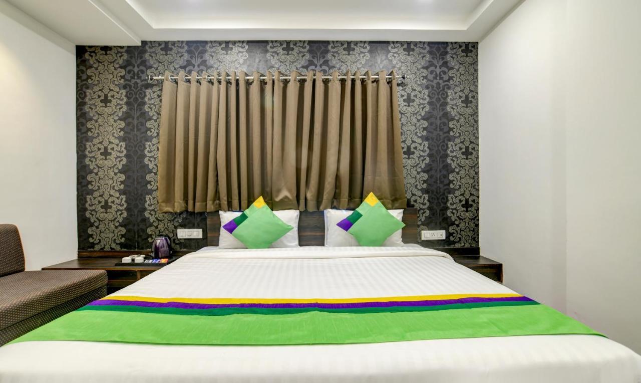 Treebo Grand Euro Pipliyahana Square Indore Exterior foto